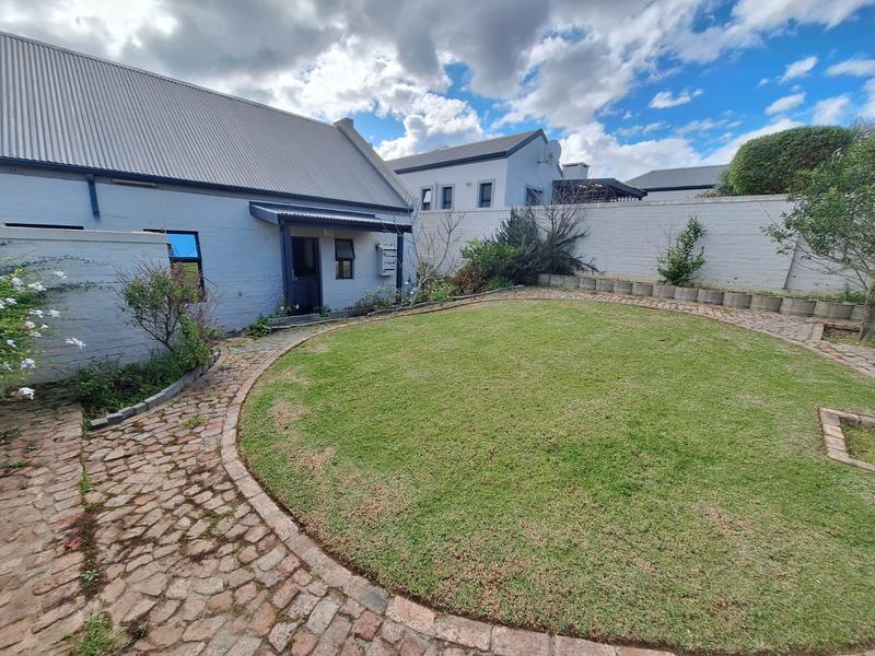 2 Bedroom Property for Sale in Blue Mountain Village Western Cape